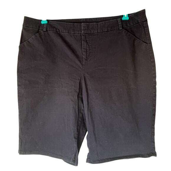 Lane Bryant Navy Bermuda Shorts Size 20 - Picture 1 of 9